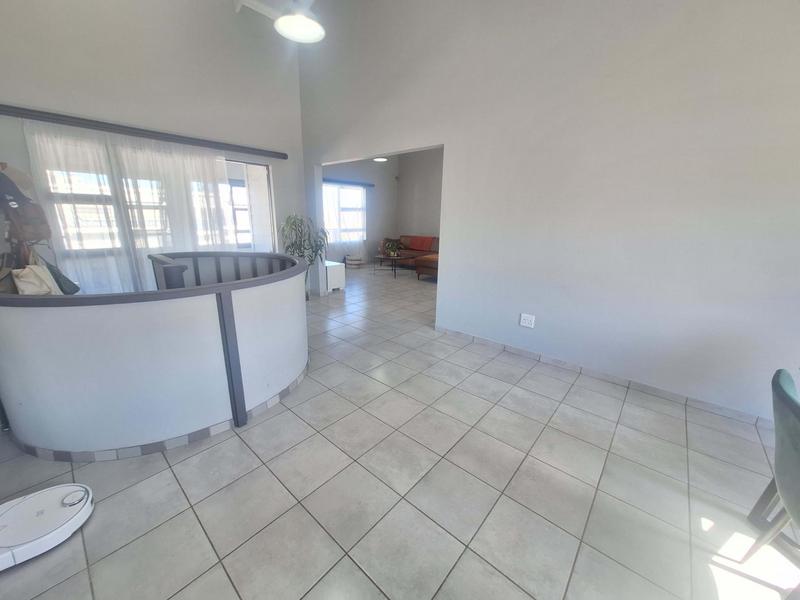 5 Bedroom Property for Sale in Seemeeu Park Western Cape
